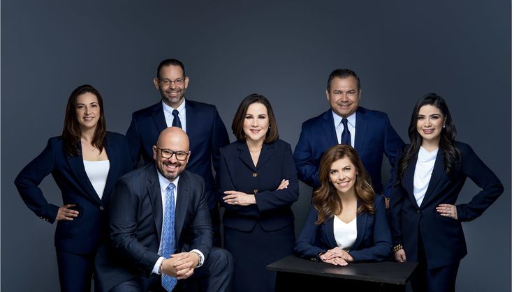 Команда Zentrax Hubz за работой: инновационные решения